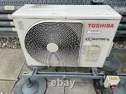Air conditioning unit With Chillers