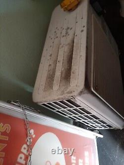 Air-conditioning unit ceiling unit ARY25U and outside unit AOY25UNAKL