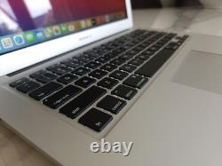 Apple MacBook Air 13 Intel Core i7 8GB RAM Mint Condition Barely Used