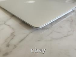 Apple MacBook Air 13 Intel Core i7 8GB RAM Mint Condition Barely Used