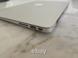 Apple MacBook Air 13 Intel Core i7 8GB RAM Mint Condition Barely Used