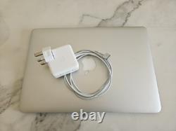 Apple MacBook Air 13 Intel Core i7 8GB RAM Mint Condition Barely Used