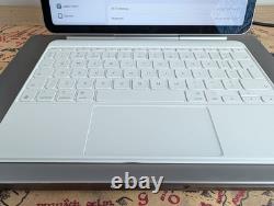 Apple iPad Air 11 M3 1TB Wi-Fi + Apple Magic Keyboard White Excellent Condition