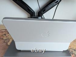 Apple iPad Air 11 M3 1TB Wi-Fi + Apple Magic Keyboard White Excellent Condition