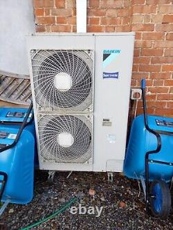 Daikin Air Conditioning System RZQ100B9V3B1 Condensing Unit + Indoor FCQ100B8V3B