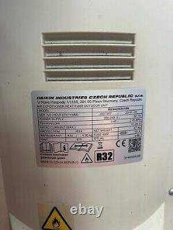 Daikin inverter R32 Air Conditioning Unit