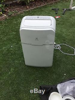 Electrolux EXP09HN1W1 portable air conditioning unit white