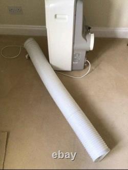 Electrolux Portable Air Conditioning Unit with Remote and Exhaust Hose. 12k BTU