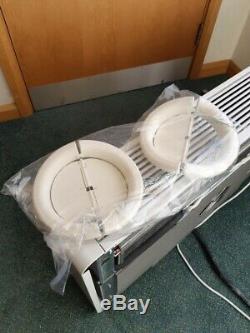 Floor Standing air conditioning unit / heatpump