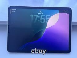 IPad Air 5th Generation M1 Pristine Condition comes With Logitech Combo Touch