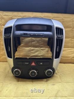 KIA Ceed 2009-2012 Genuine Dashboard Display Screen & Air Conditioning Unit