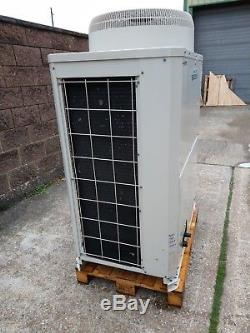 Mitsubishi Air Conditioning City MUlti PURY-P350YHM-A 2010 VRF Outdoor Unit