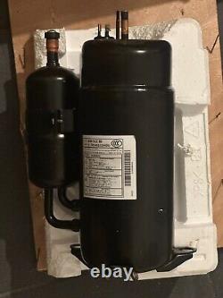 New Air Conditioning Unit Compressor 808 512 80 C-7RVN1530U