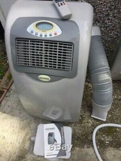 Portable air conditioning unit with remote