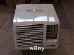 WindowithWall mounted Air conditioning unit
