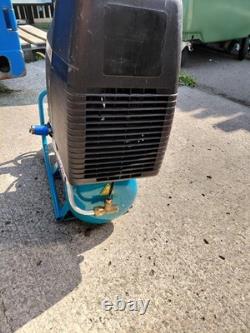X4 USED Makita AC640 110V Air Compressor (portable unit). Good condition